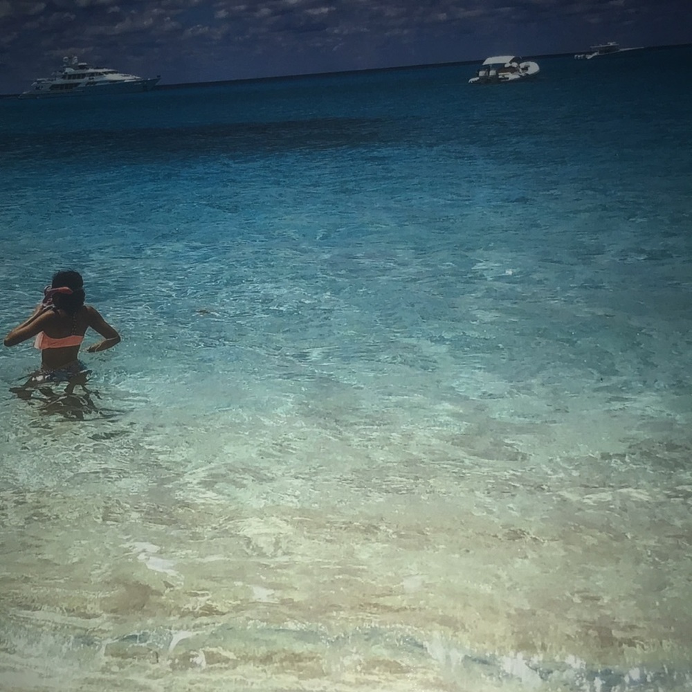 Meet your Posher, Noelle